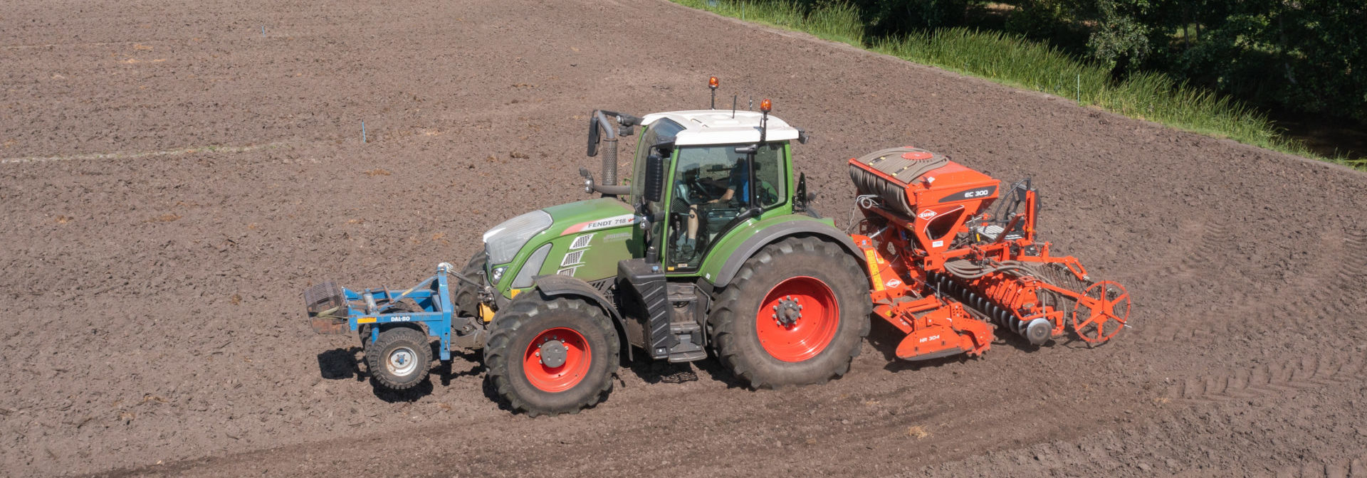 GRASLANDVERBETERING - GRONDBEWERKING - CULTUURTECHNIEK